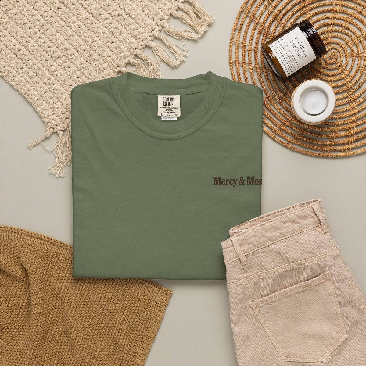 Shhh Quiet on the Bayou T-shirt | Alligator Swamp Graphic
